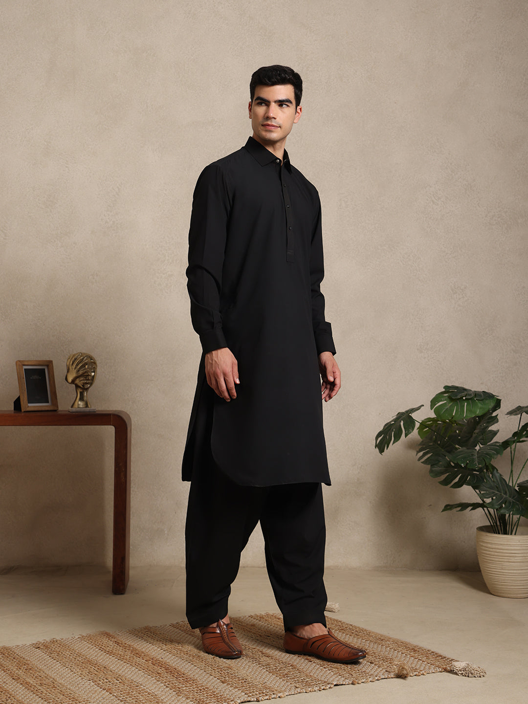 Black Boski Cotton Pathani Suit for men – The House of Pathan – view 4